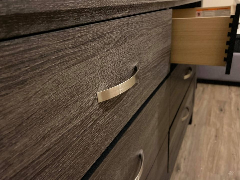 1645 Davi Gray 4‑Piece Set