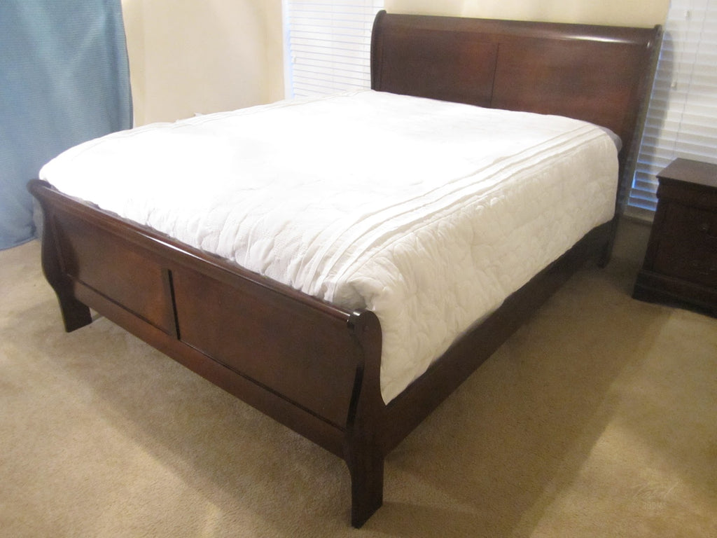 2147 Cherry Sleigh bedroom set Bedroom Set