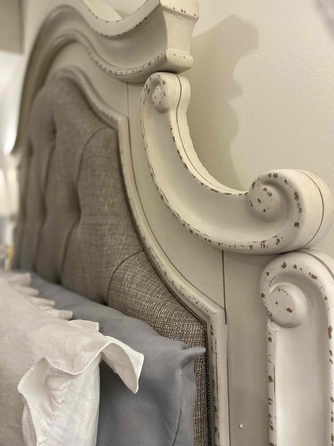 B743 Ashley Raelyn antique white 5PC Modern Bedroom Set