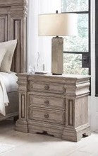 B916 Ashley Blairhurst Light Grayish Brown Bedroom Set