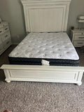 B777 Traditional Ashley Kanwyn Bedroom Set