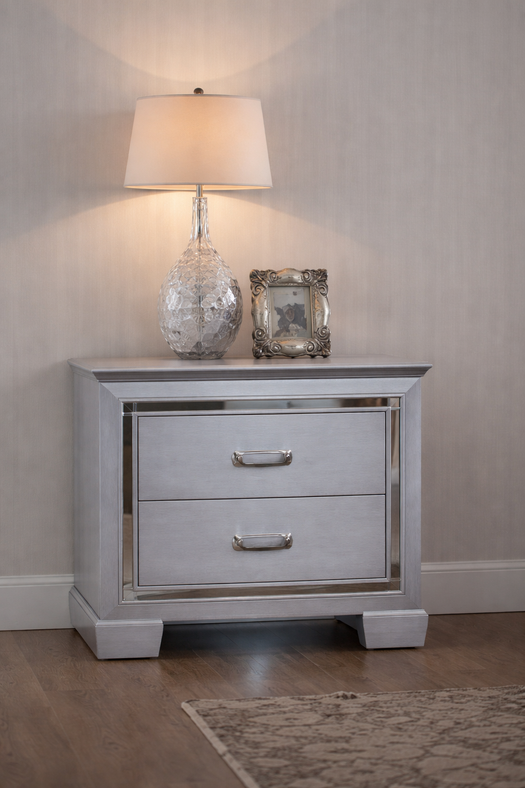 B7100 Lillian Silver Bedroom Set