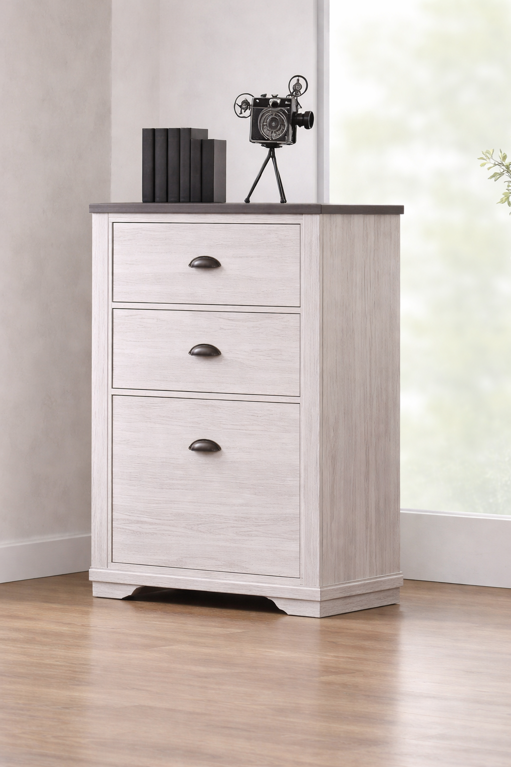 B8130 Coralee Bedroom Set