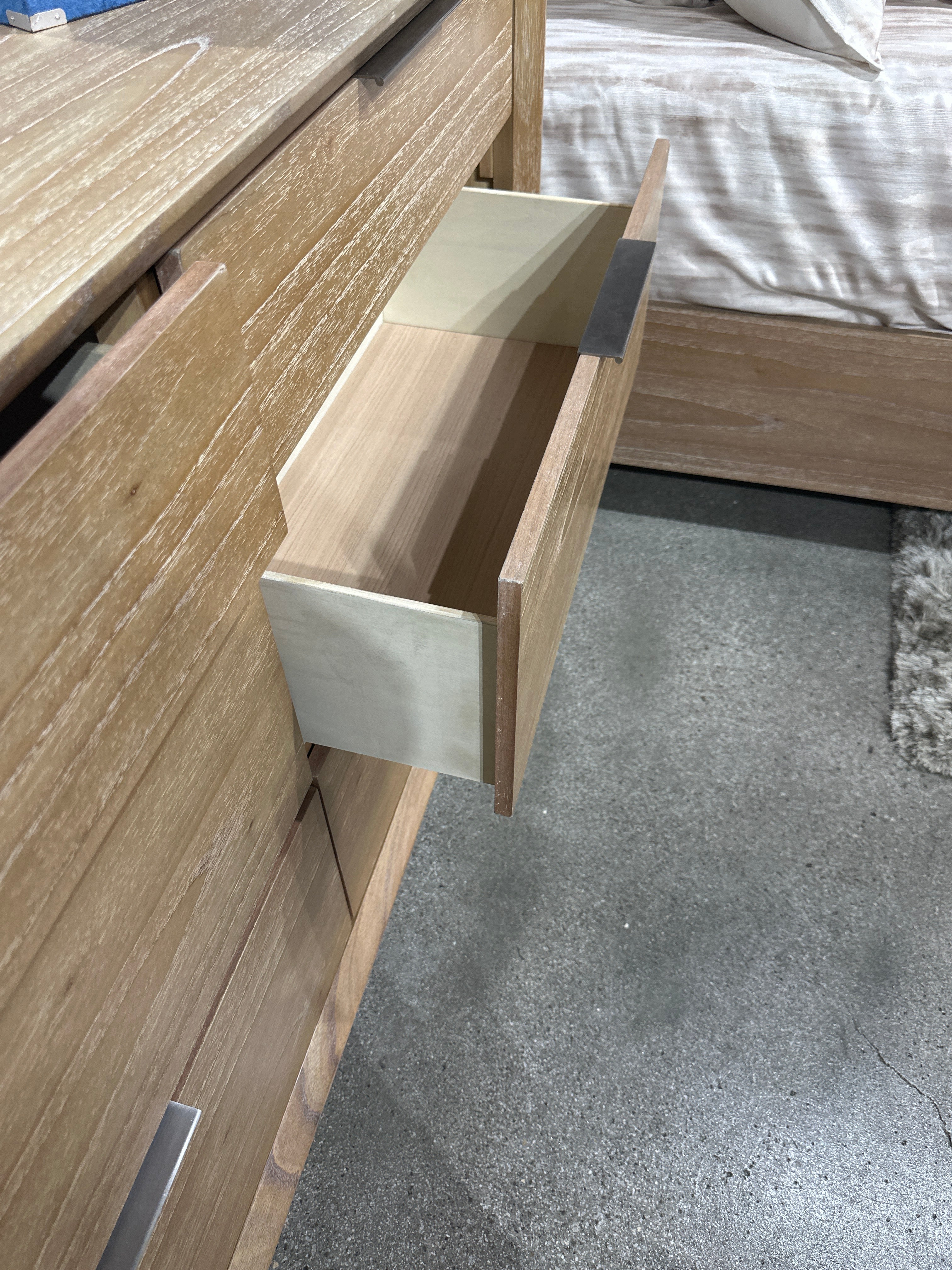 B6572 Florian Contemporary Bedroom Collection