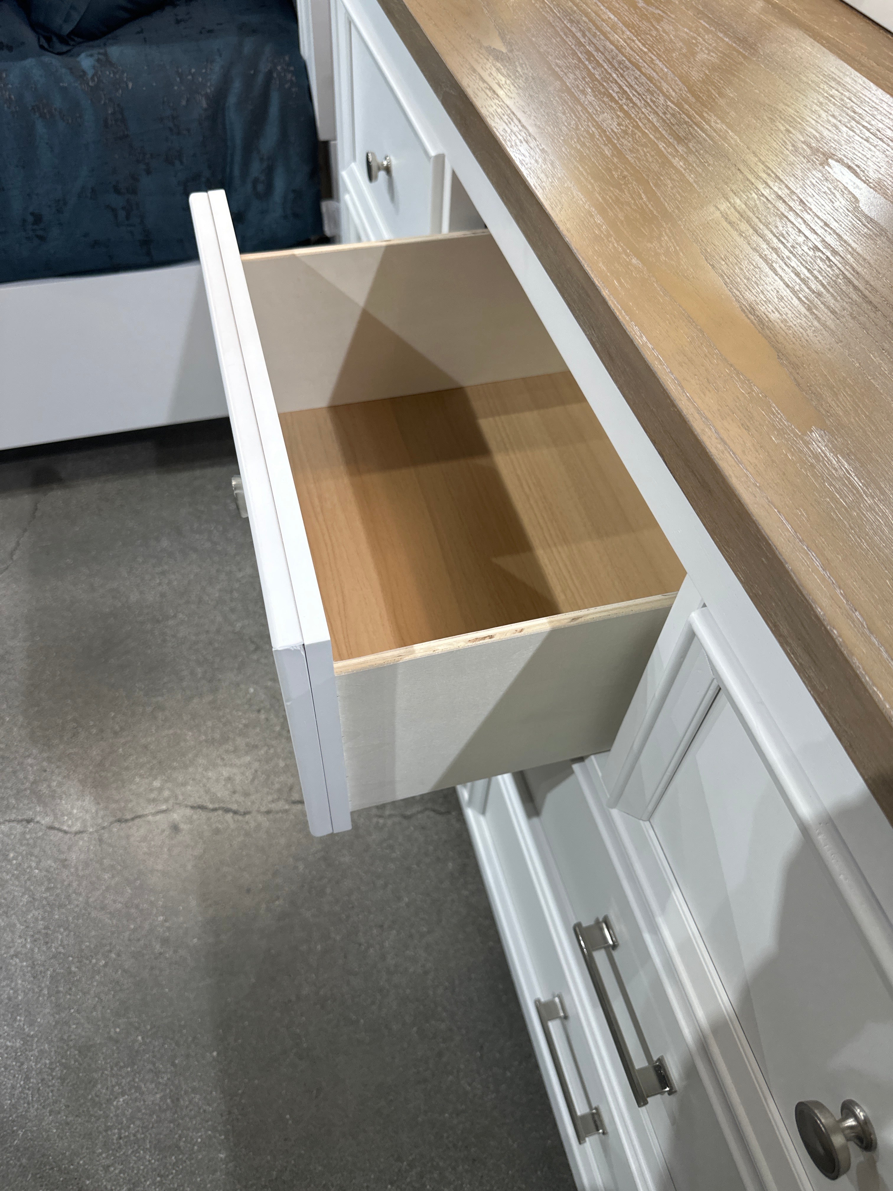 B6550 Aston Storage Bedroom Set