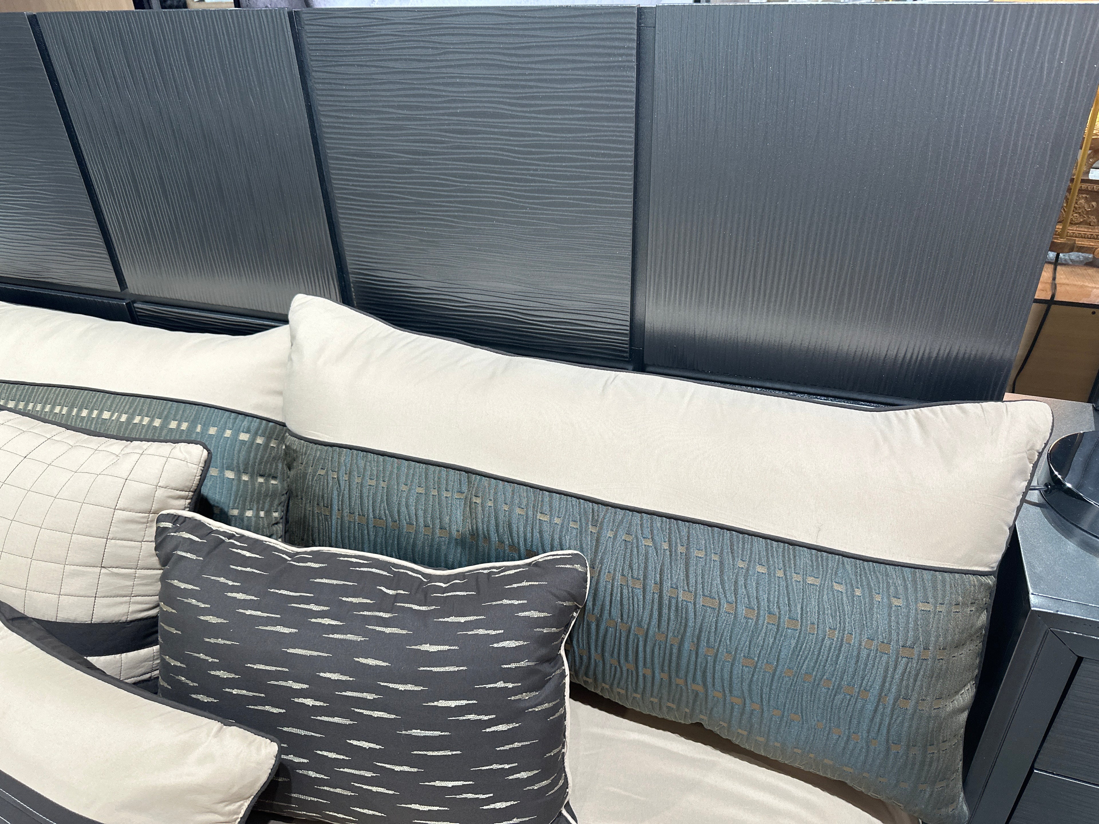 B4715 Denker Modern Gunmetal Bedroom Collection