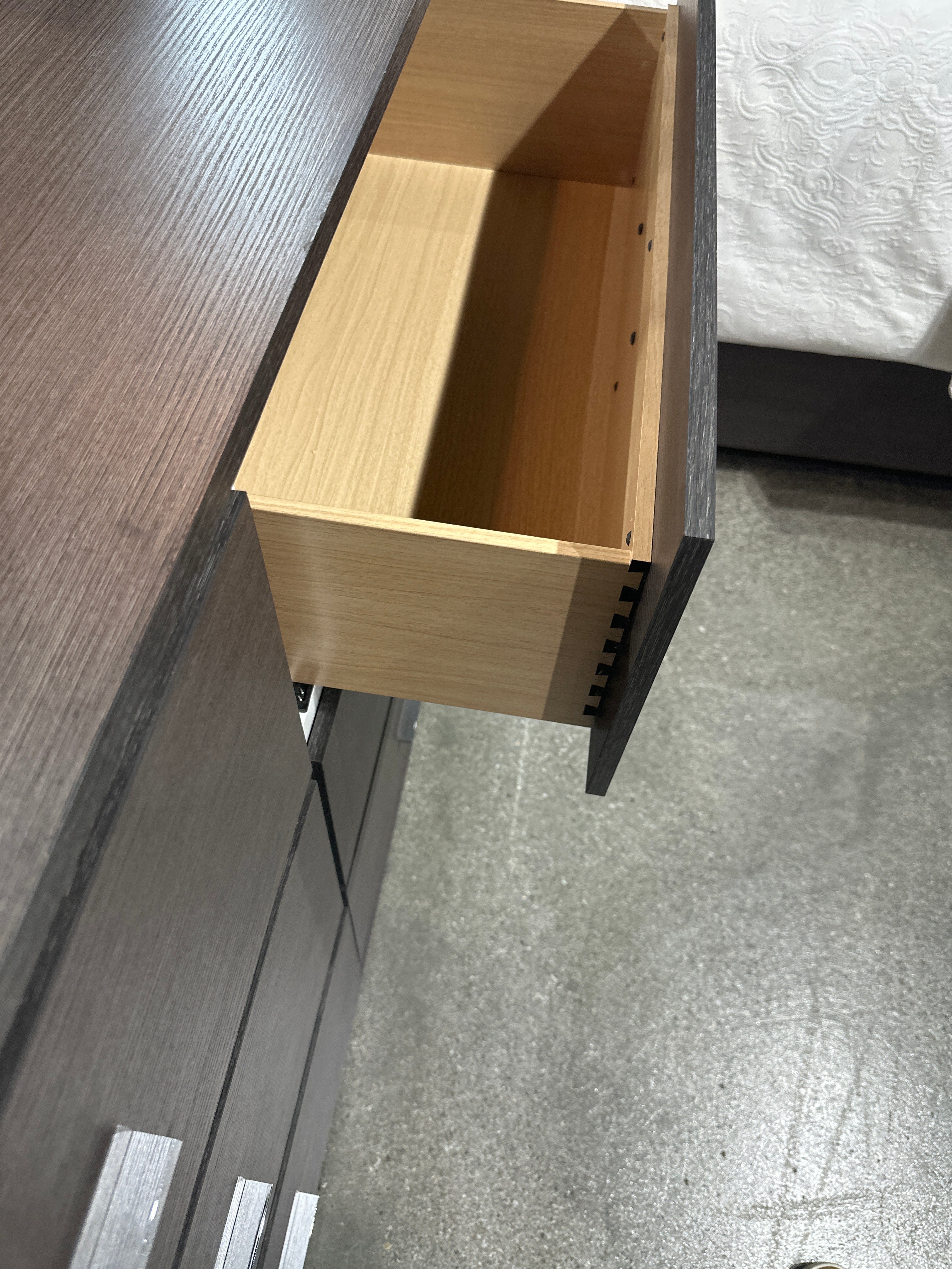 B4100 Sharpe Contemporary Bedroom Collection