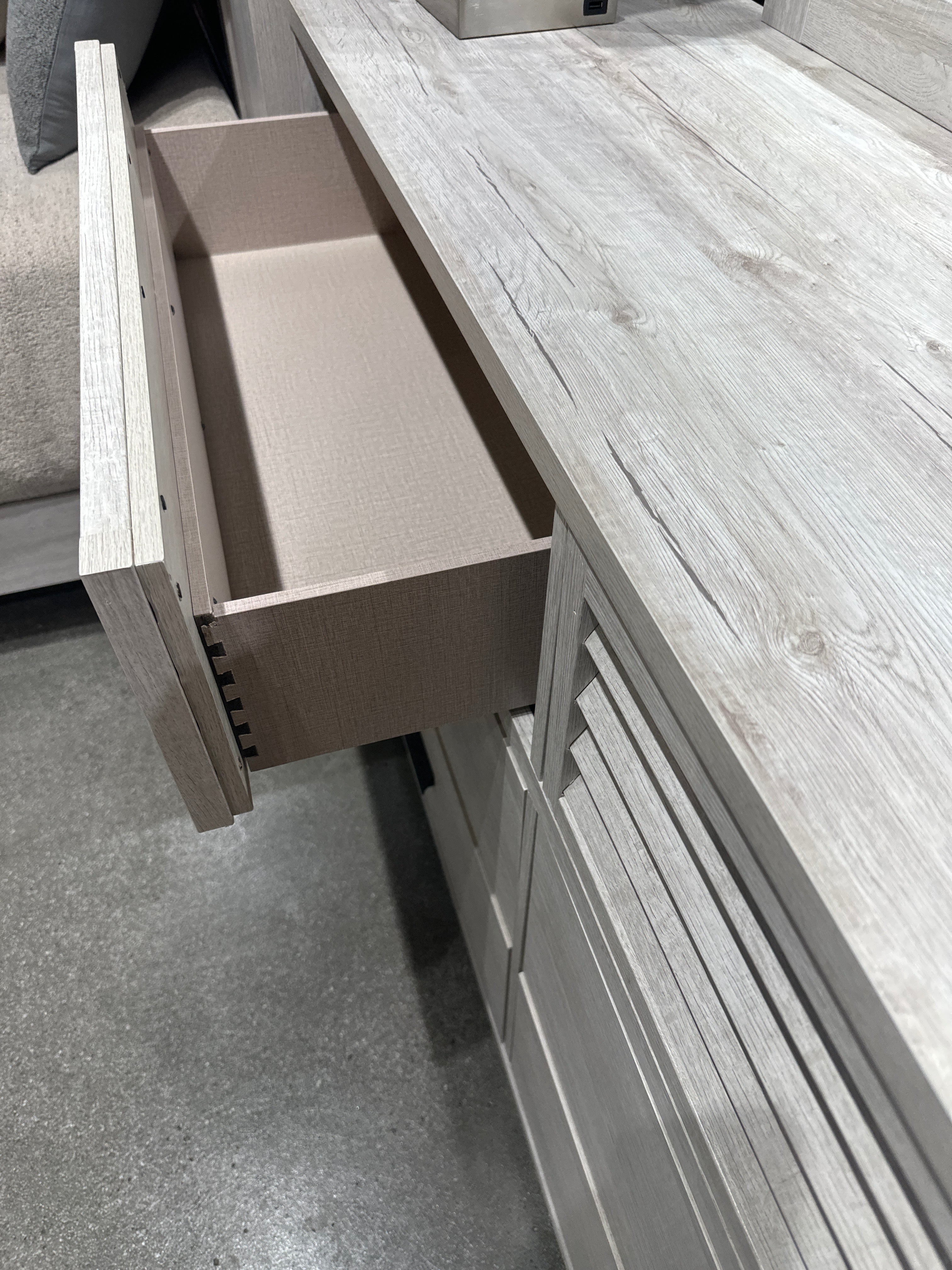 B4740 Sarter Contemporary Panel Bedroom Collection