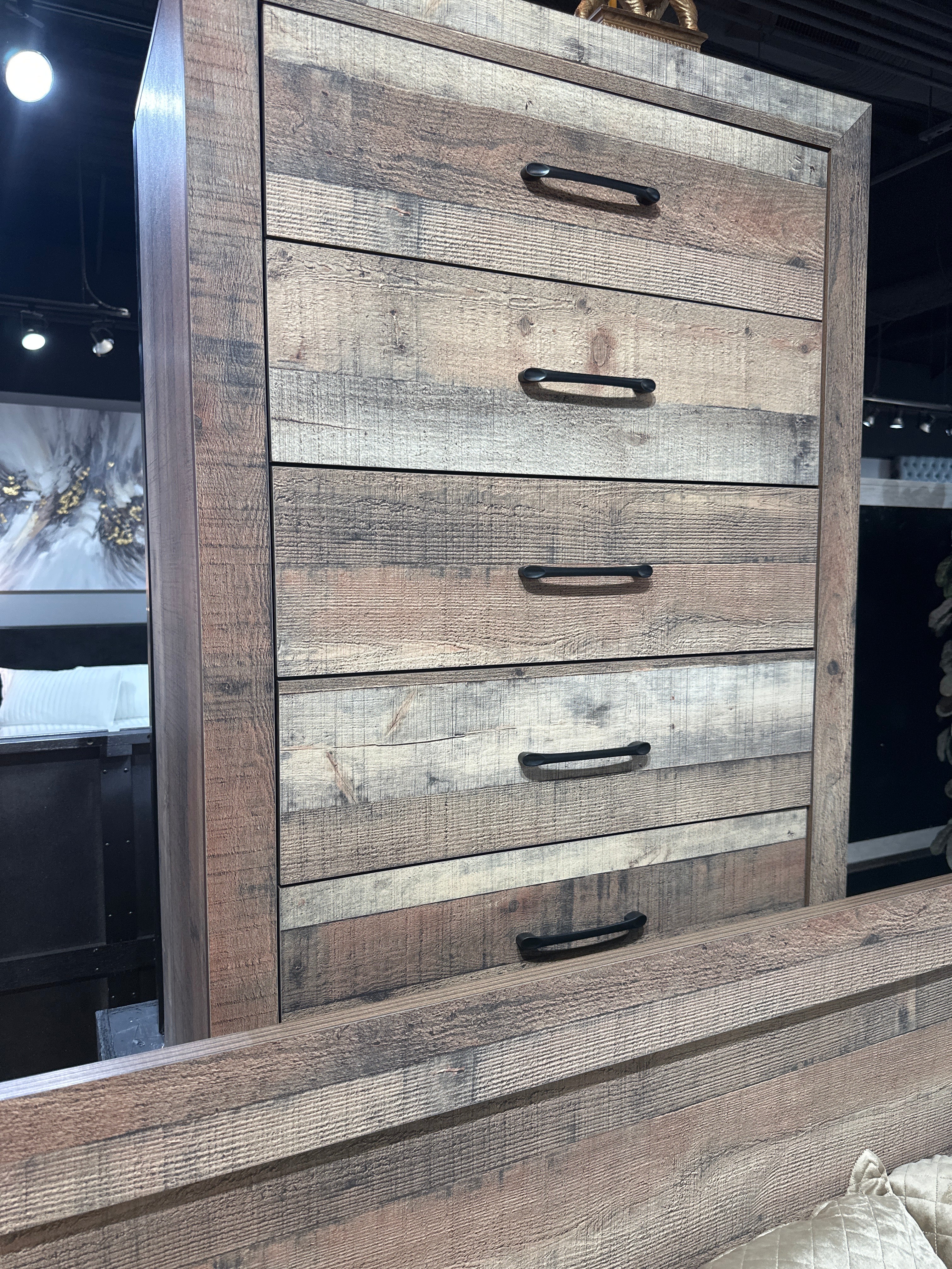 B9340 Elmer Contemporary Bedroom Collection