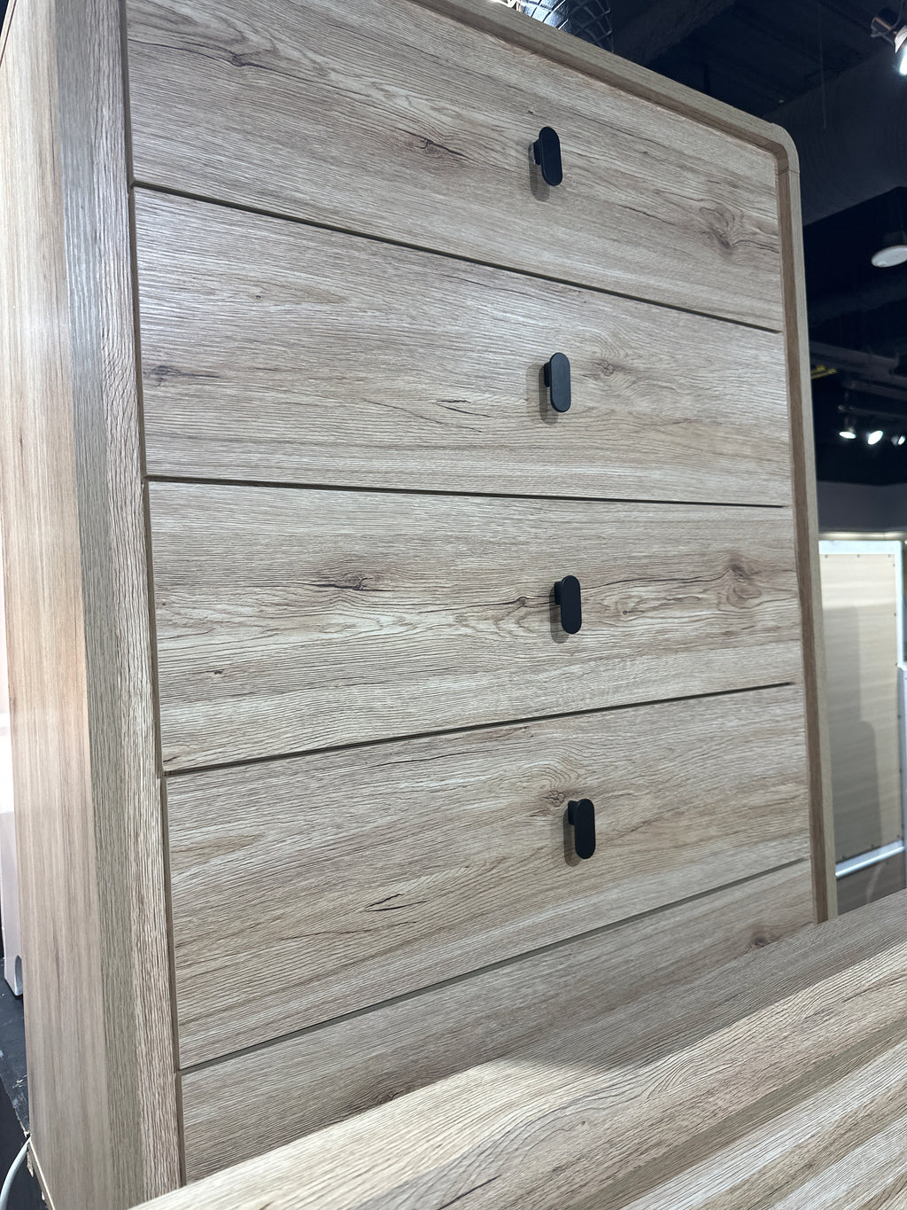 B9240 Dawson Complete Bedroom Suite