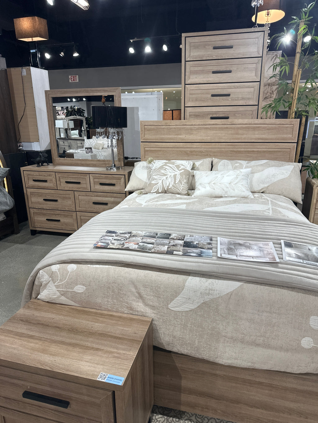 B4690 Jameson Complete Bedroom Suite