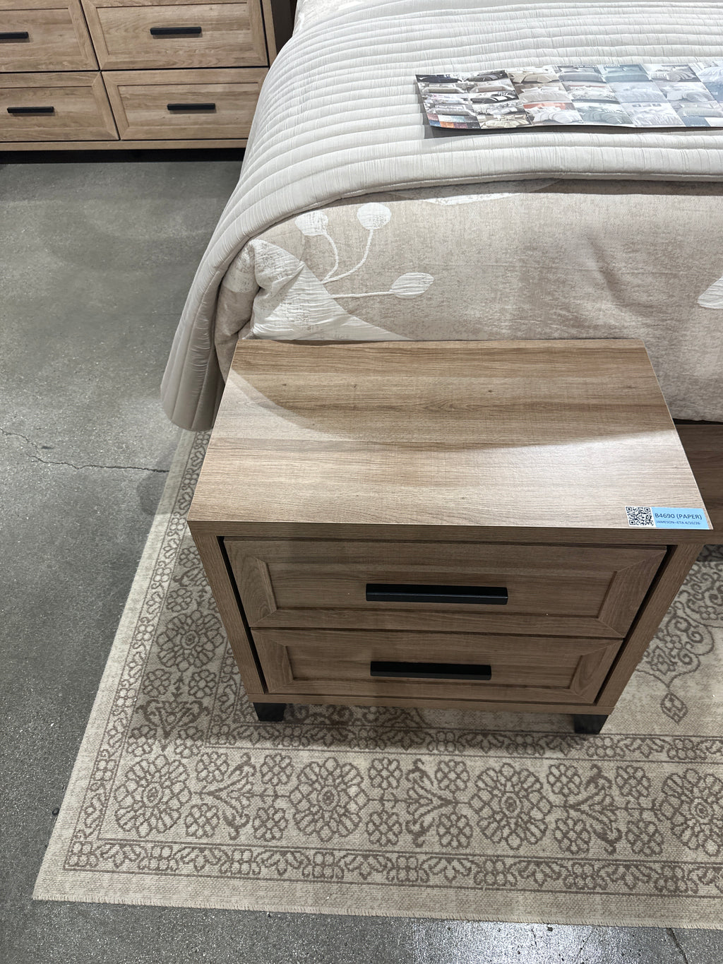 B4690 Jameson Complete Bedroom Suite