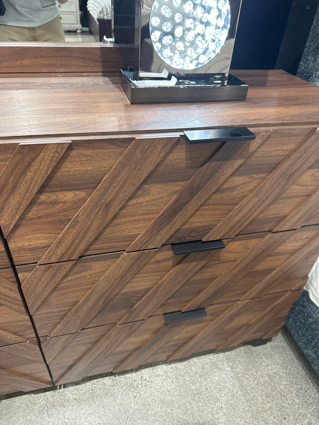 B9275 Zane Contemporary Bedroom Collection