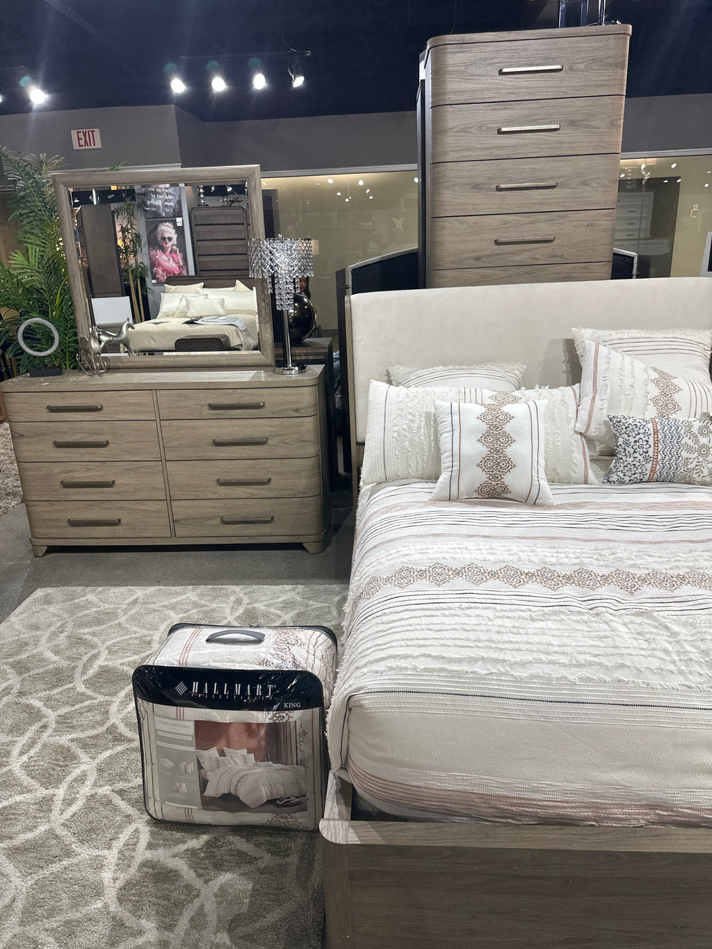 B1750 Veranda Upholstered Bedroom Collection