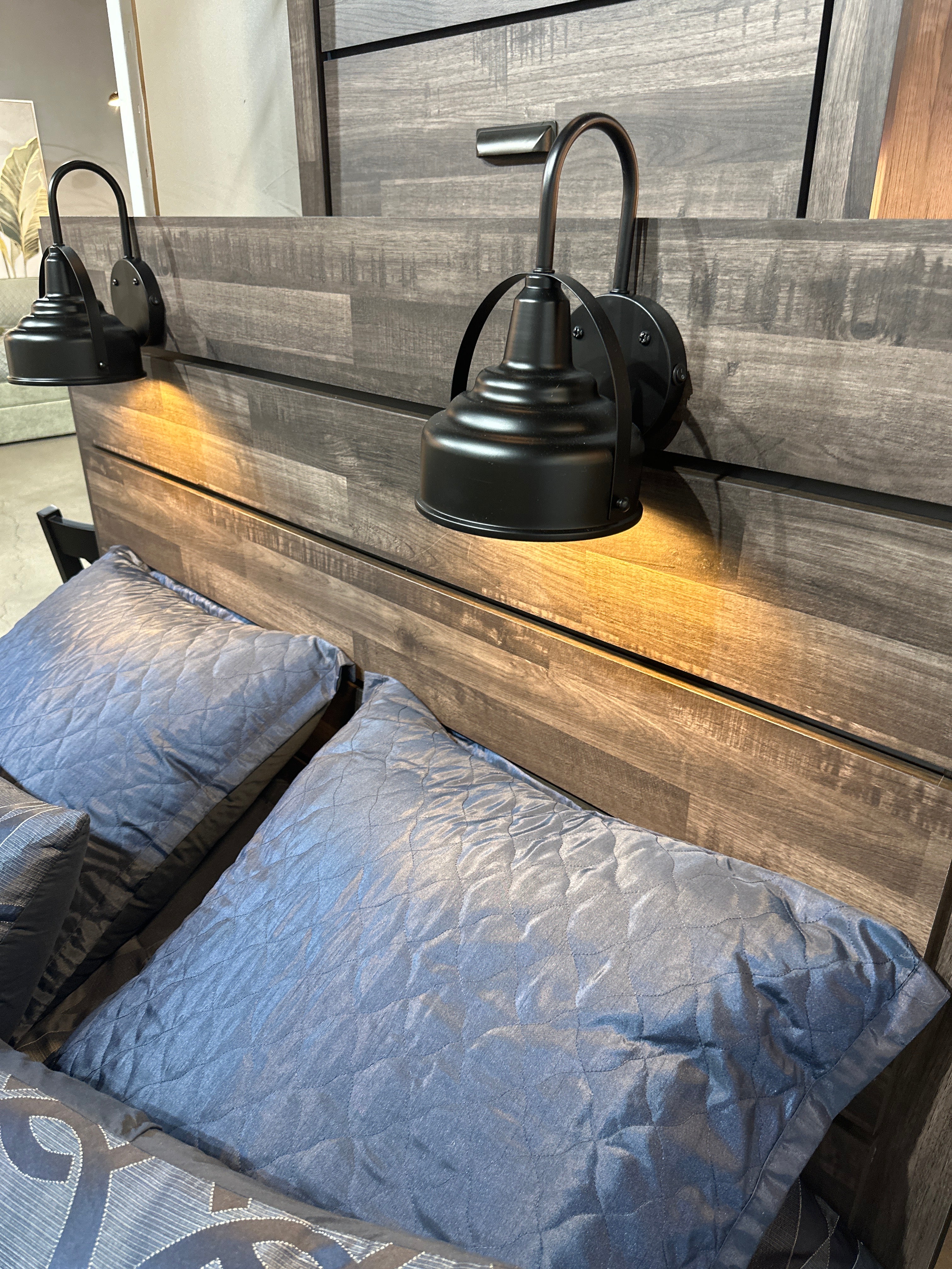 B6800 Carter Brown Bedroom Set