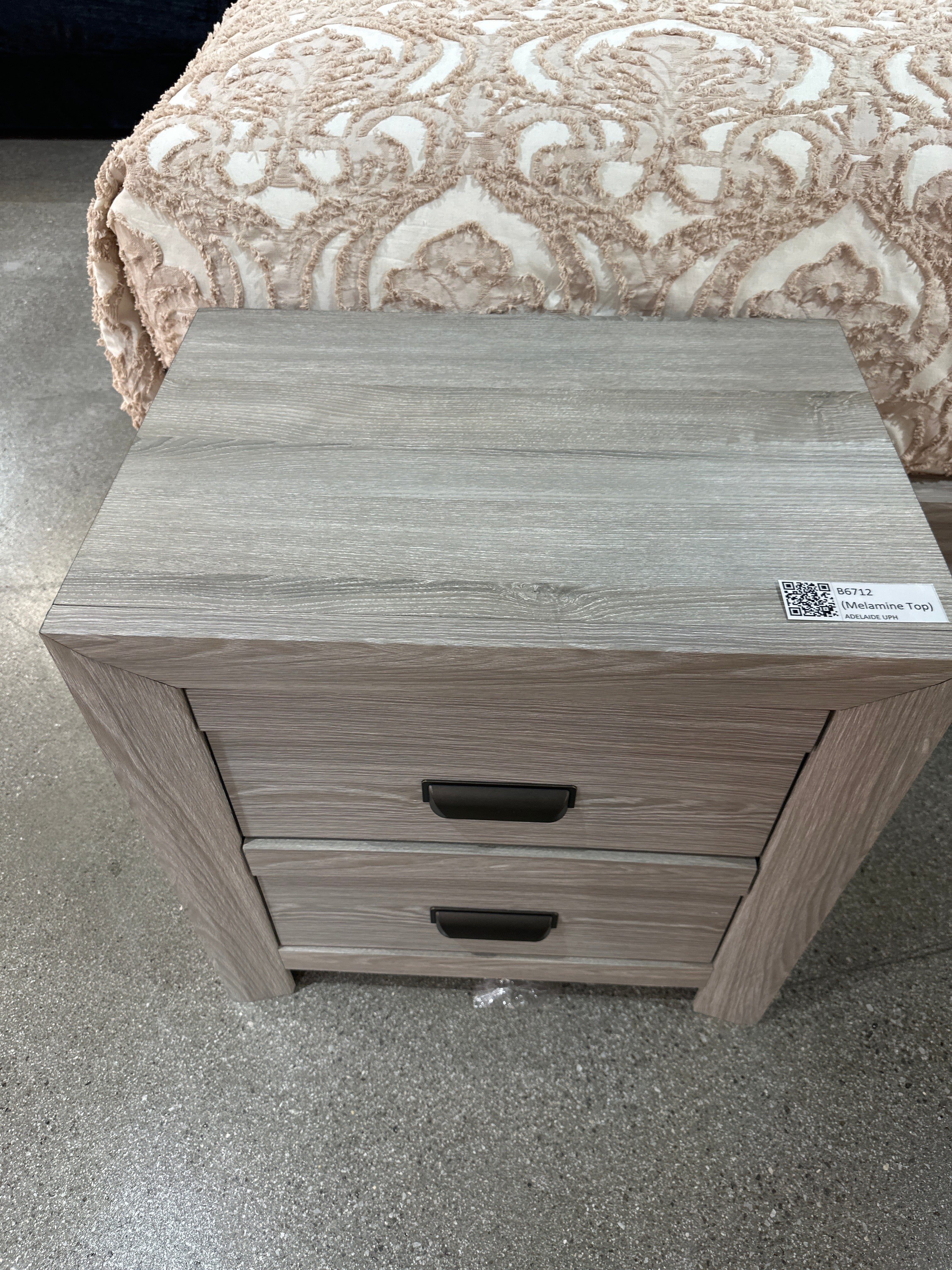 B6710 Adelaide Driftwood Bedroom Set