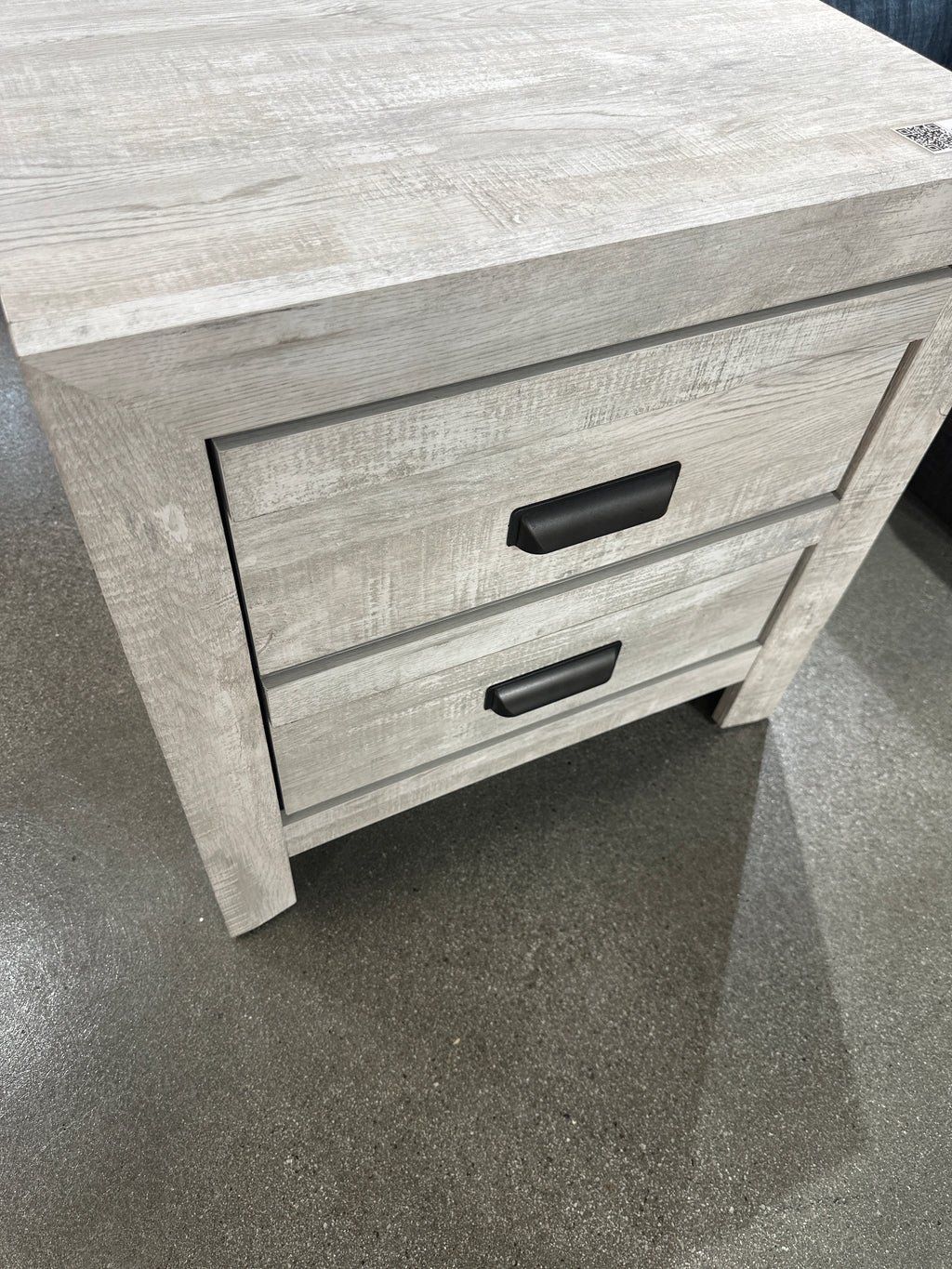 B9330 Valor Weathered Wood Panel Bedroom Set