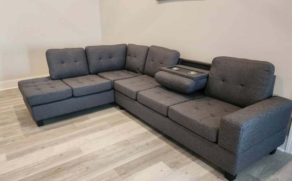 Sh3223dgr Dark Grey Reversible Sectional with drop down cup holders